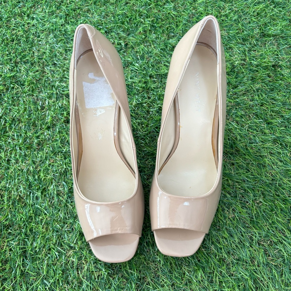 Nine West Tan Size 7.5 Open Toed 4 Inch High Heels